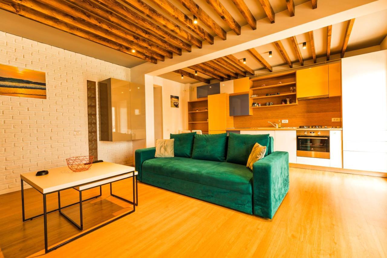 Aty Apartament Navodari Ngoại thất bức ảnh